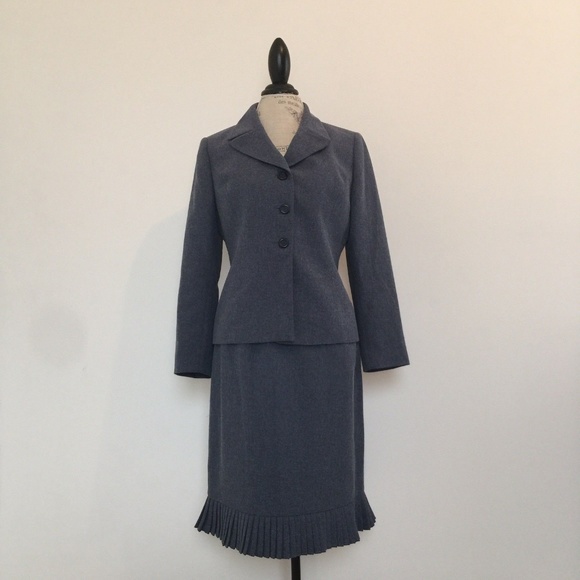Le Suit Jackets & Blazers - Le Suit Blue Skirt Suit Size 10P